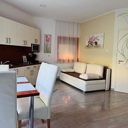 Villa Relax Apartman Gárdony Exterior photo